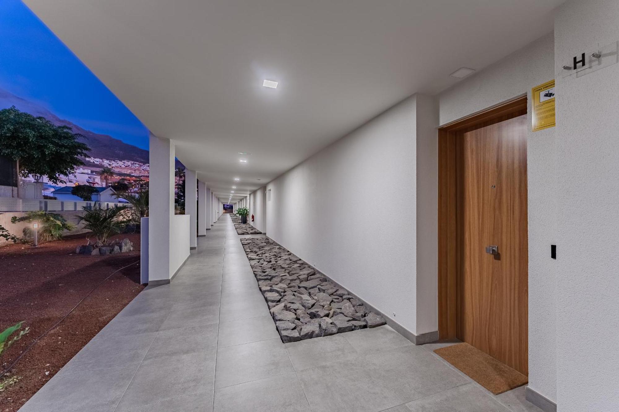 Modern New Apartment Las Terrazas De Costa Adeje. Heated Pool, Big Terrace And Private Parking Экстерьер фото