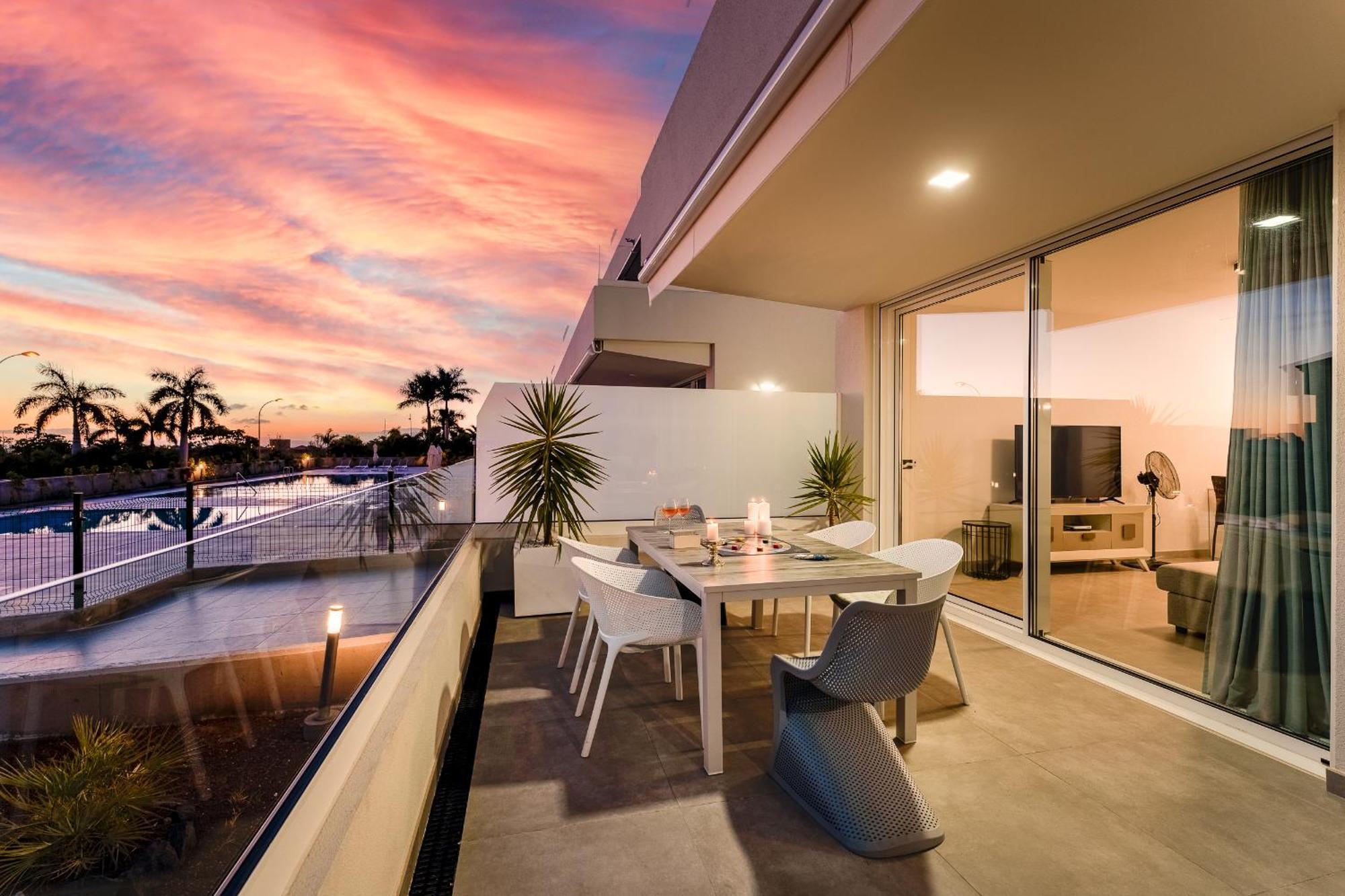 Modern New Apartment Las Terrazas De Costa Adeje. Heated Pool, Big Terrace And Private Parking Экстерьер фото
